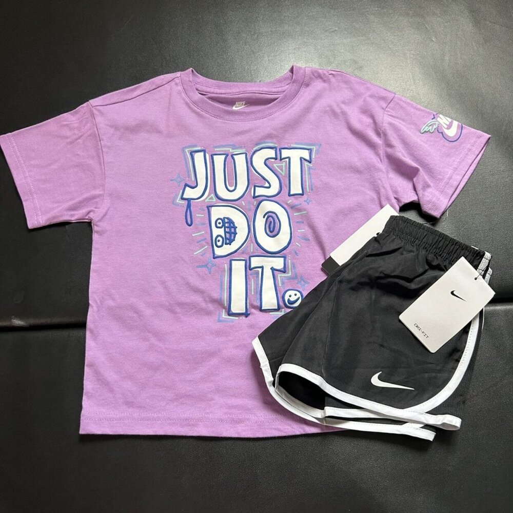 NWT Nike Athletic Set Girls Size 5